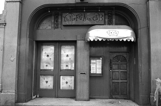 4aces_1246981379_crop_560x369