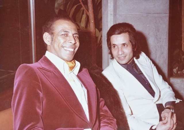 José Prates ao lado de Gino Askanasy, filho de Miécio, durante viagem da Brasiliana 