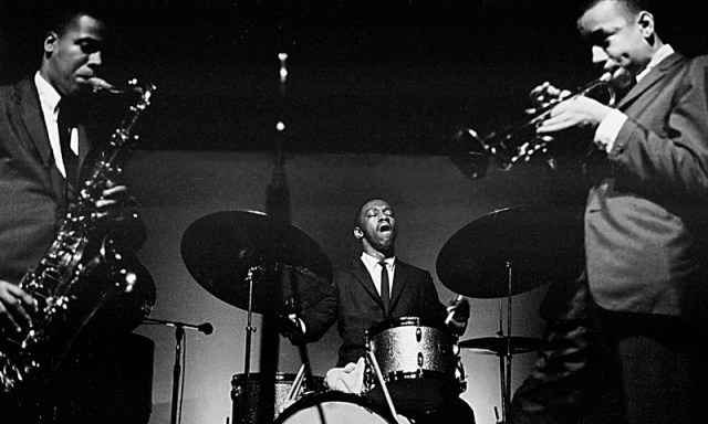 Art Blakey flanked by Wayne shorter & Lee Morgan